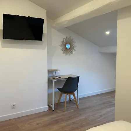 Апартаменты Duplex Climatise Proche Port Тулон